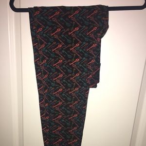 LuLaRoe key leggings in TC